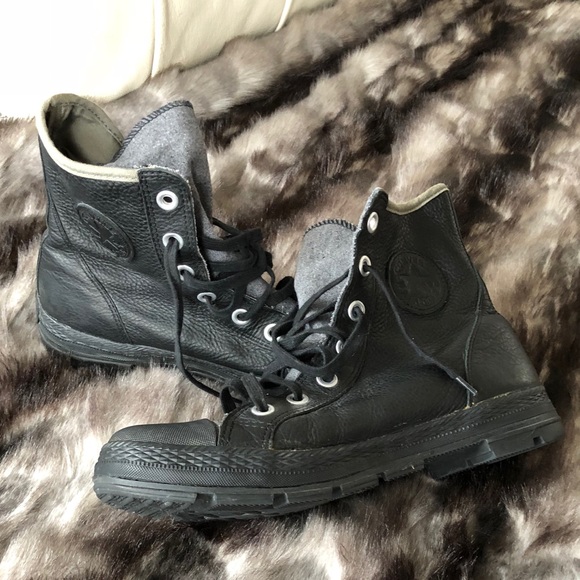 chuck taylor military